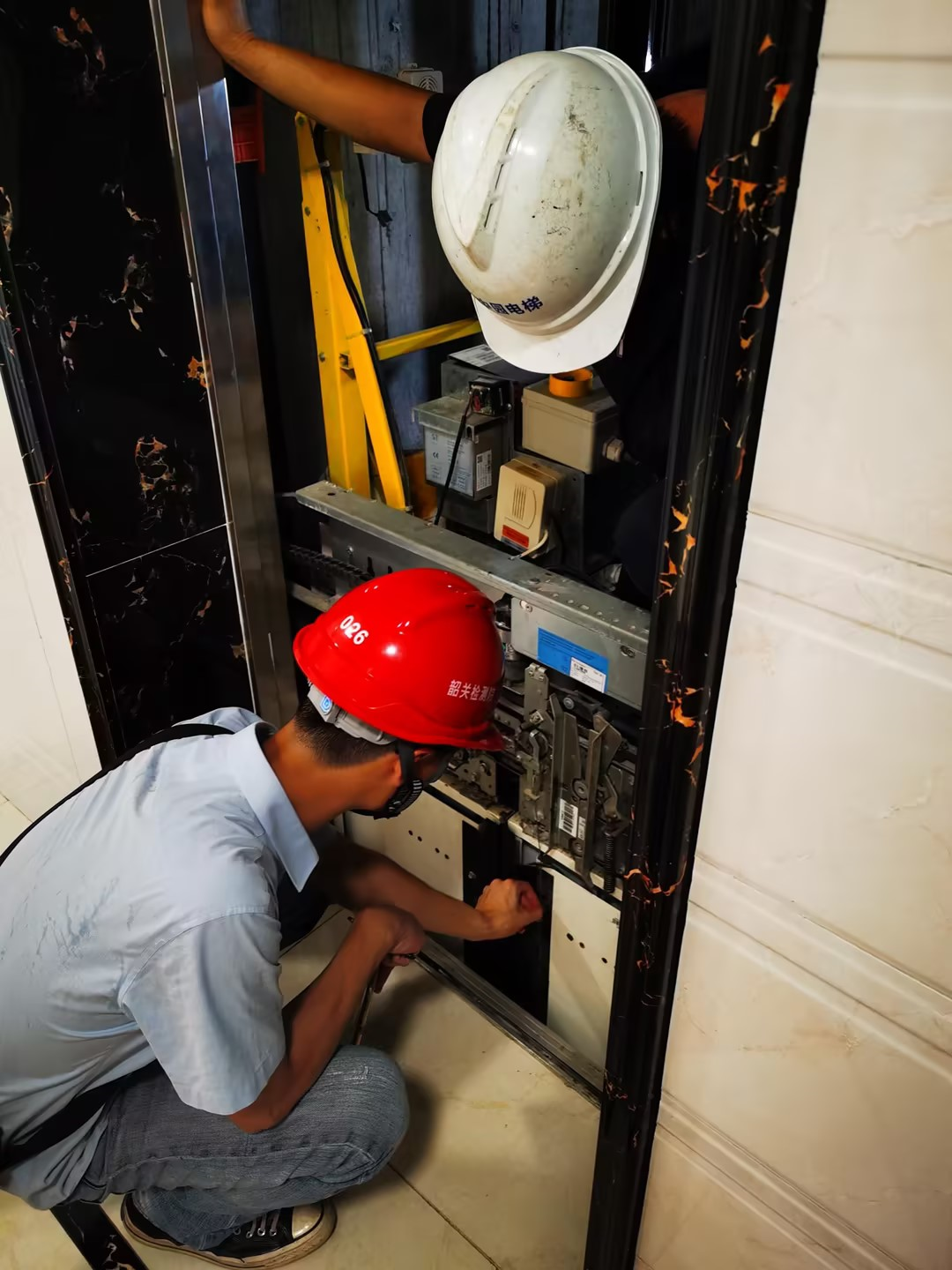 廣東省特檢院韶關檢測院“四重點”開展在用電梯監(jiān)督抽查 筑牢電梯安全基石_韶關檢測院“四重點”開展在用電梯監(jiān)督抽查 筑牢電梯安全基石.png_551ae2e561364411b167bfffc7d3099b.png 廣東省特檢院韶關檢測院“四重點”開展在用電梯監(jiān)督抽查 筑牢電梯安全基石_韶關檢測院“四重點”開展在用電梯監(jiān)督抽查 筑牢電梯安全基石.png_551ae2e561364411b167bfffc7d3099b.png